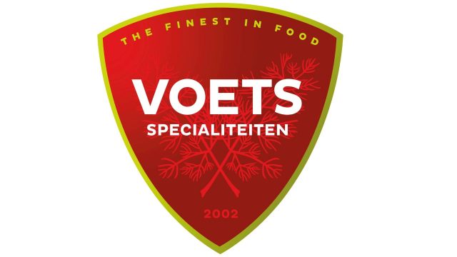 Vrienden van WEC schenkt de gehele jeugd nieuwe presentatiepakken (Video)